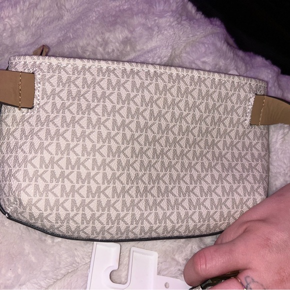 BNWT MICHEAL KORS pouch belt - Picture 4 of 4